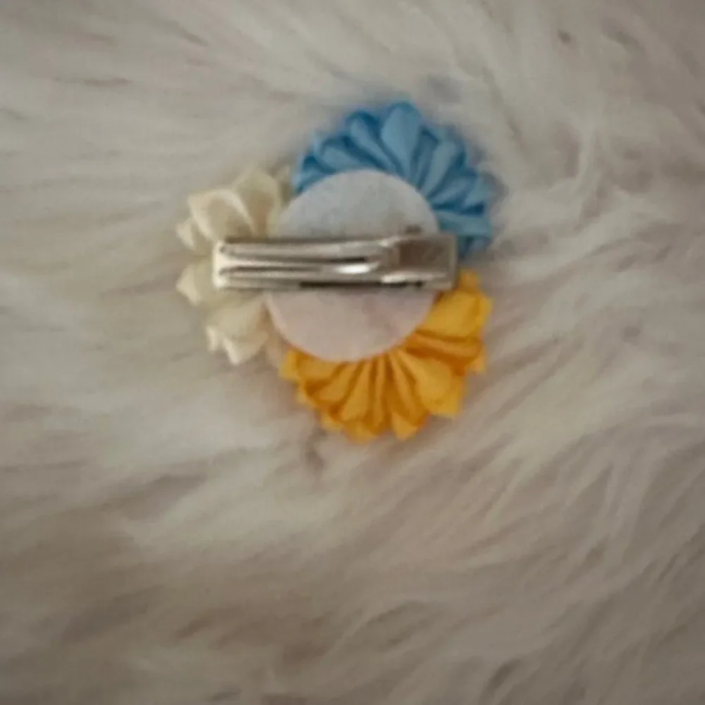 Blue, Yellow & Ivory Flower Trio Bow    5B4037  Handmade NWT Boutique